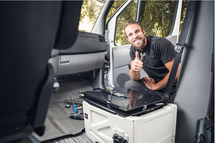 Deep cycle battery delivery Melbourne